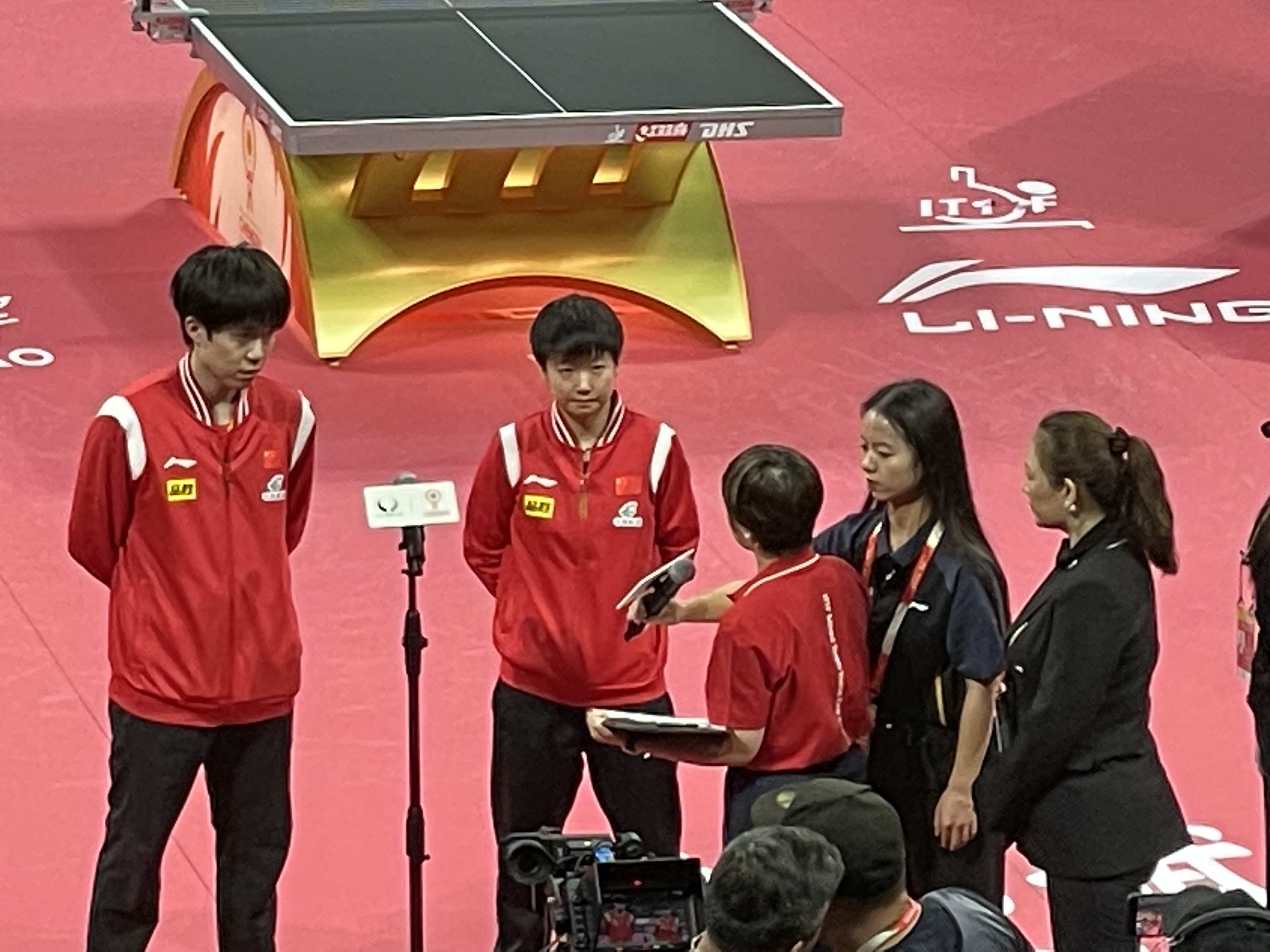 2023年12月—bevictor伟德官网师生助力2023国际乒联混合团体世界杯